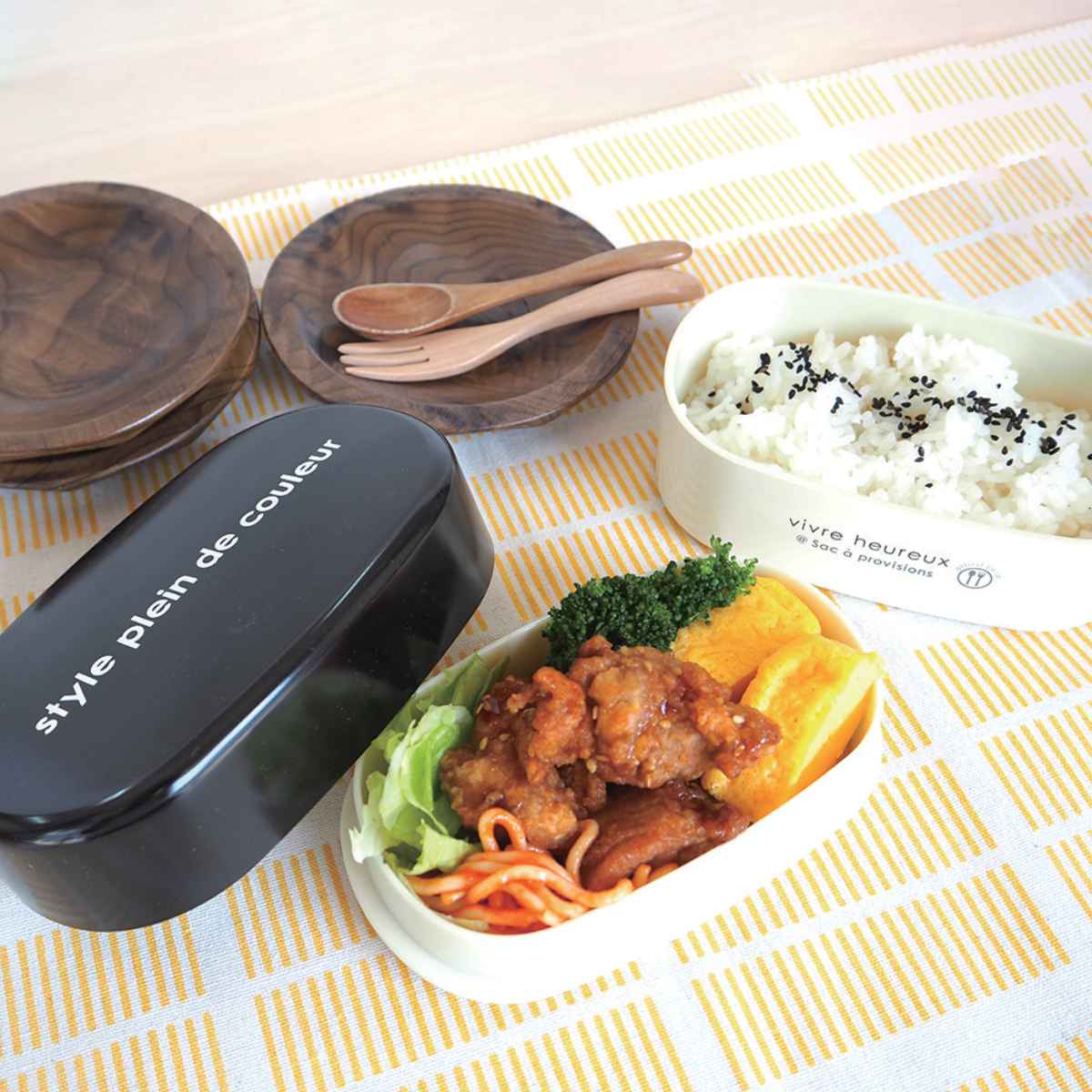 弁当箱 2段 550ml 小判型 カラーズ 入れ子 （ お弁当箱 ランチボックス