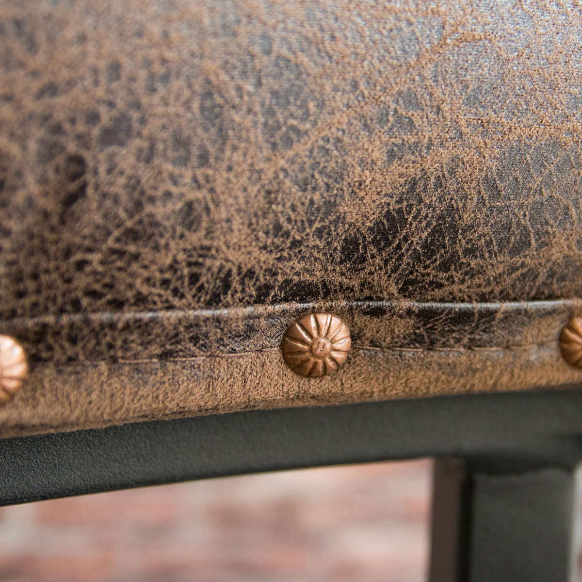 宮武製作所 チェア 座面高50cm レザー調 ヴィンテージ加工 スタッズ