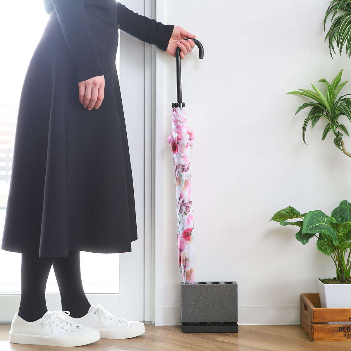 karari 傘立て スリム 珪藻土 4本用 （ カラリ お手入れ簡単