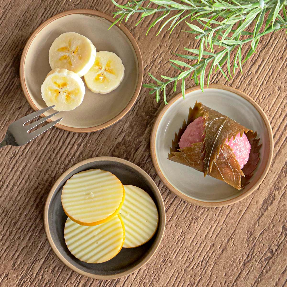 小皿 9cm DIMANCHE 陶器 瀬戸焼 （ 食洗機対応 電子レンジ対応 皿 醤油