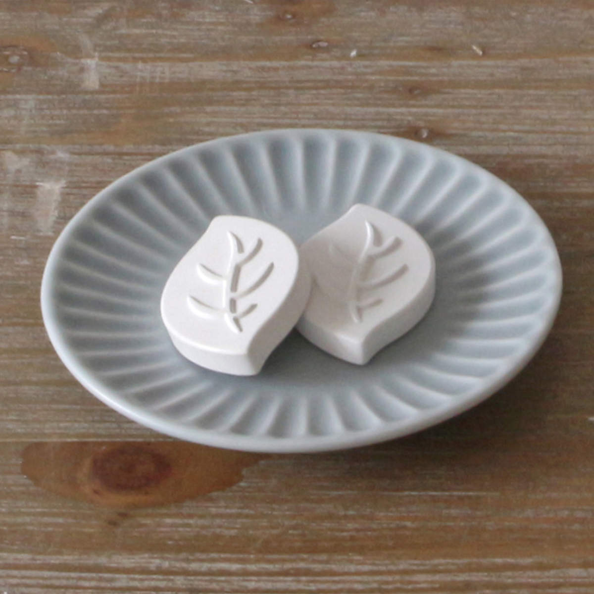 ＆NE アロマストーン プレート付き珪藻土アロマストーン （ アロマ