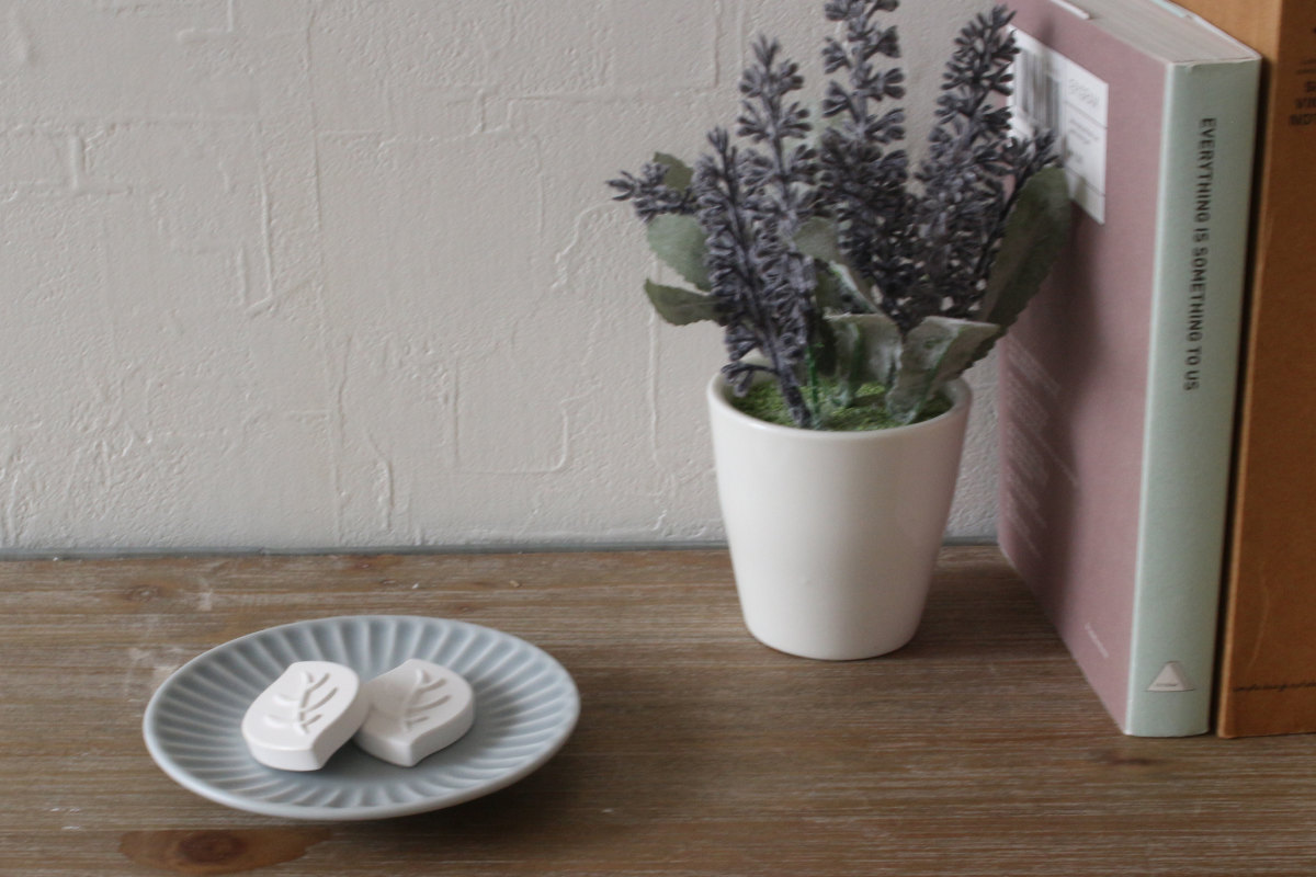 ＆NE アロマストーン プレート付き珪藻土アロマストーン （ アロマ