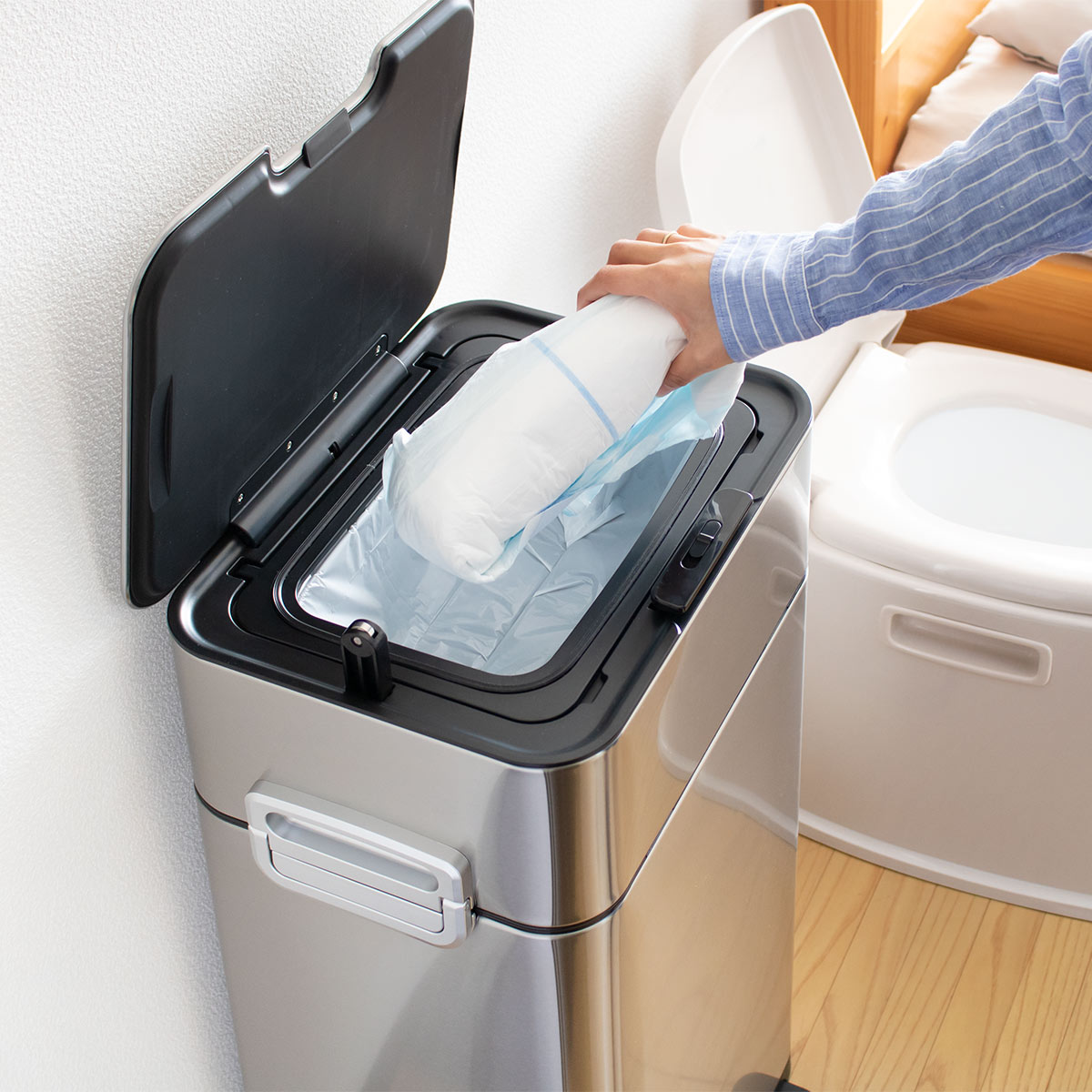HOALU ホアル おむつペール 専用取り替えロール 8mもの【18セット】 小森樹脂 HOALU専用 取替ロール （ ホアル ゴミ箱 専用 ゴミ袋