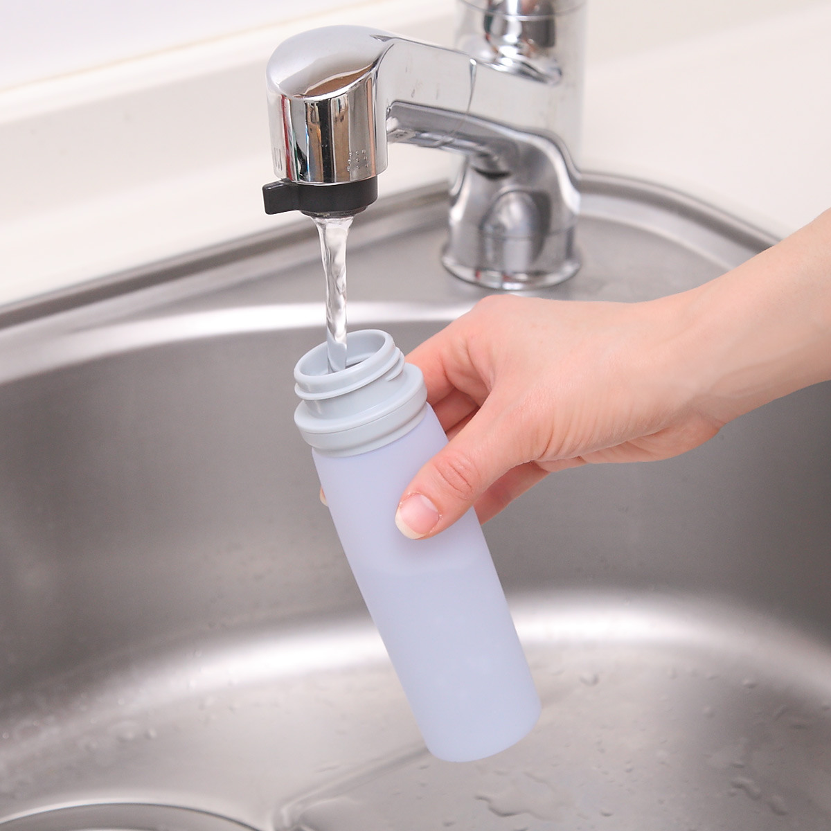 携帯氷のう ミニアイスパック （ 氷のう アイスバッグ 氷嚢 保冷 アイシングバッグ 持ち運び スリム 携帯 ） | ピーコック魔法瓶工業 | 12