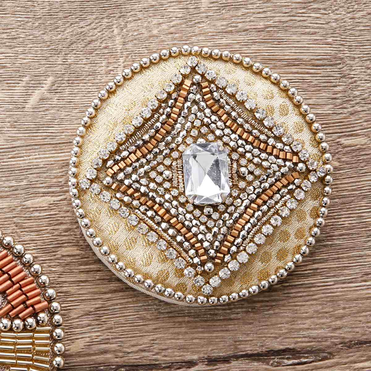 手鏡 ビーズ 刺繍 コンパクト （ 携帯用 ミラー ハンドミラー