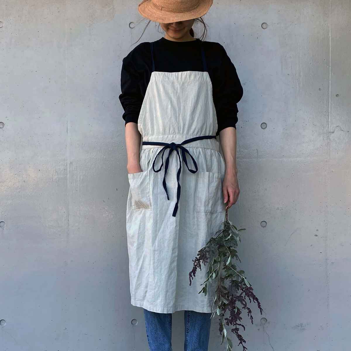 エプロン ポケット付き 無地 綿麻ギャザー フルッタ （ kukugoto