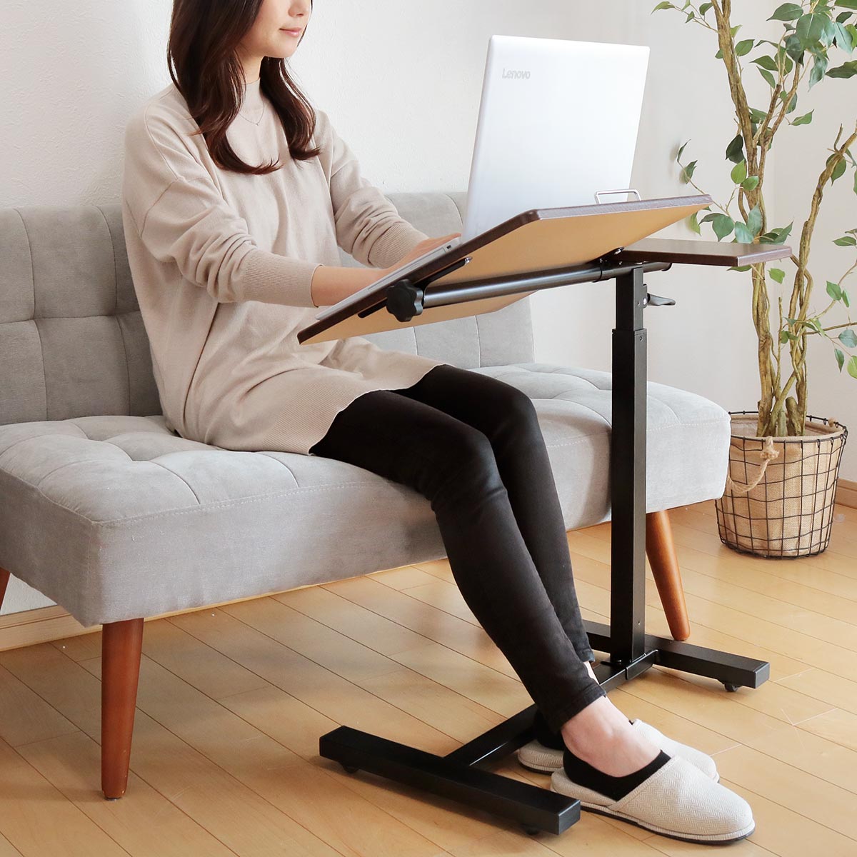 角度調整サイドテーブル 幅70.5cm 昇降式ベッドテーブル 68~101cm サイドテーブル 高さ63〜82.5cm 高さ調節 角度調整 昇降 木目調