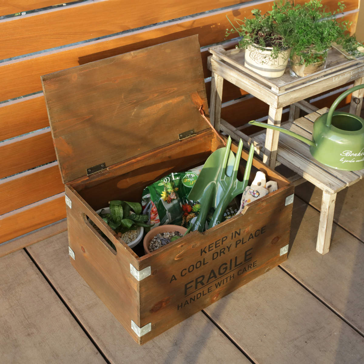 ビーフィーター　電話ボックス　木製　ディスプレイ　　プラスチックではありません HABITER（アビテ） ガーデニング収納 フラジール リッドコンテナ L