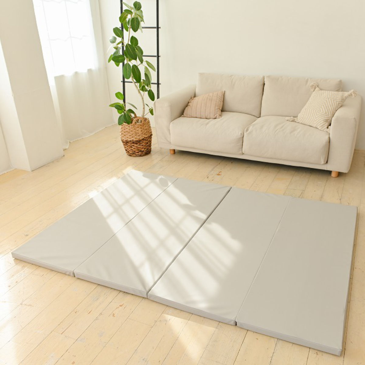 プレイマット 折りたたみ 140x200 （ フロアマット ベビーマット 厚手