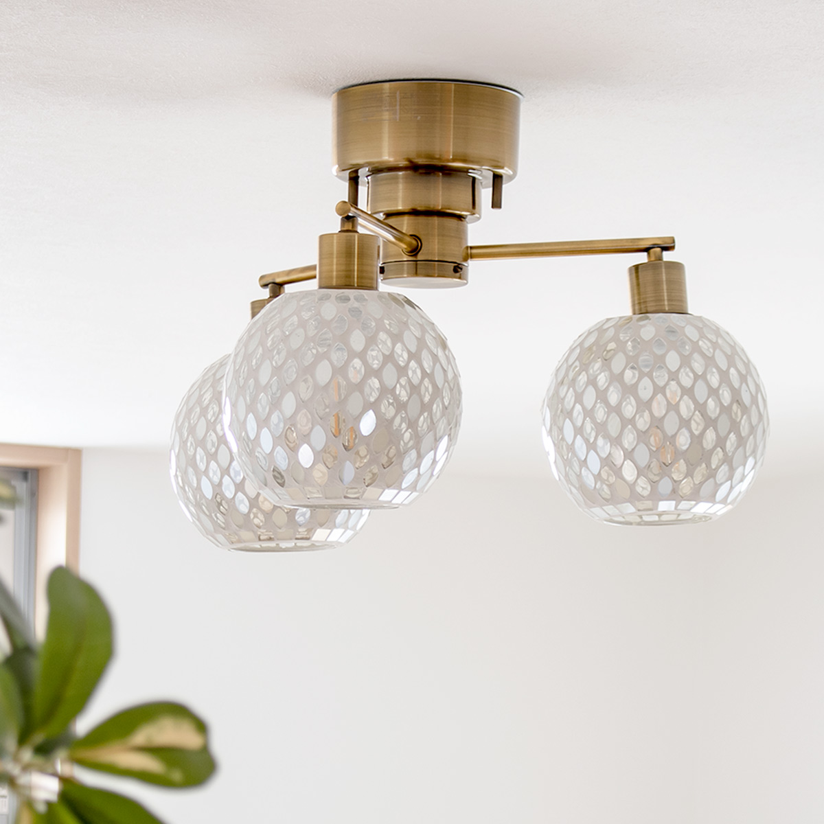 【展示品】シーリングライト レフティア 3灯 E26 LED 電球付き 10畳 シーリングライト レフティア 3灯 E26 13W LED 電球付き （ 照明