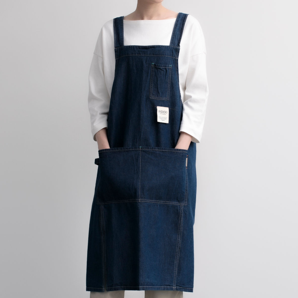 エプロン 綿100％ H型エプロン デニム ポケット付き ループ付き