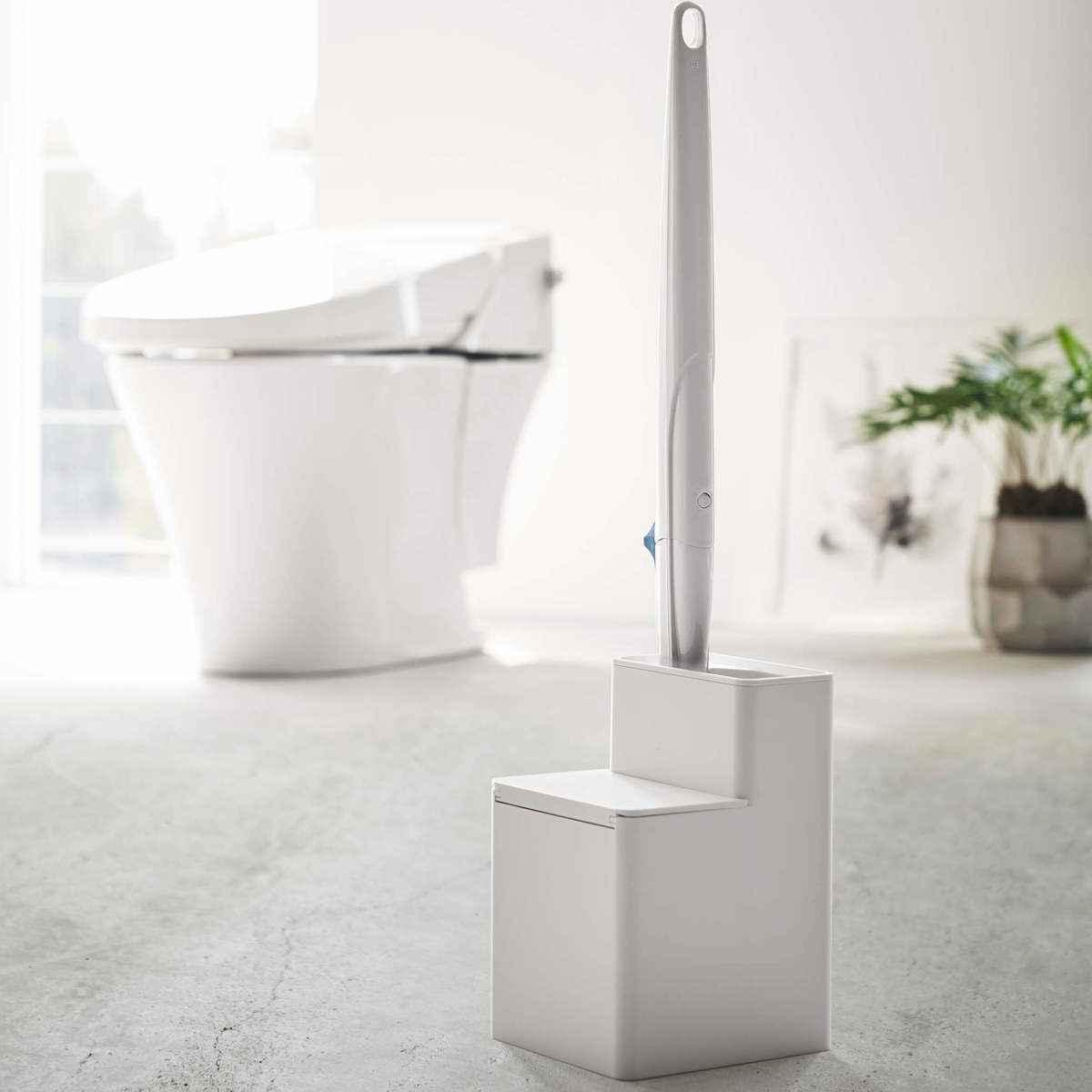 tower 山崎実業 替えブラシ収納付き流せるトイレブラシスタンド タワー