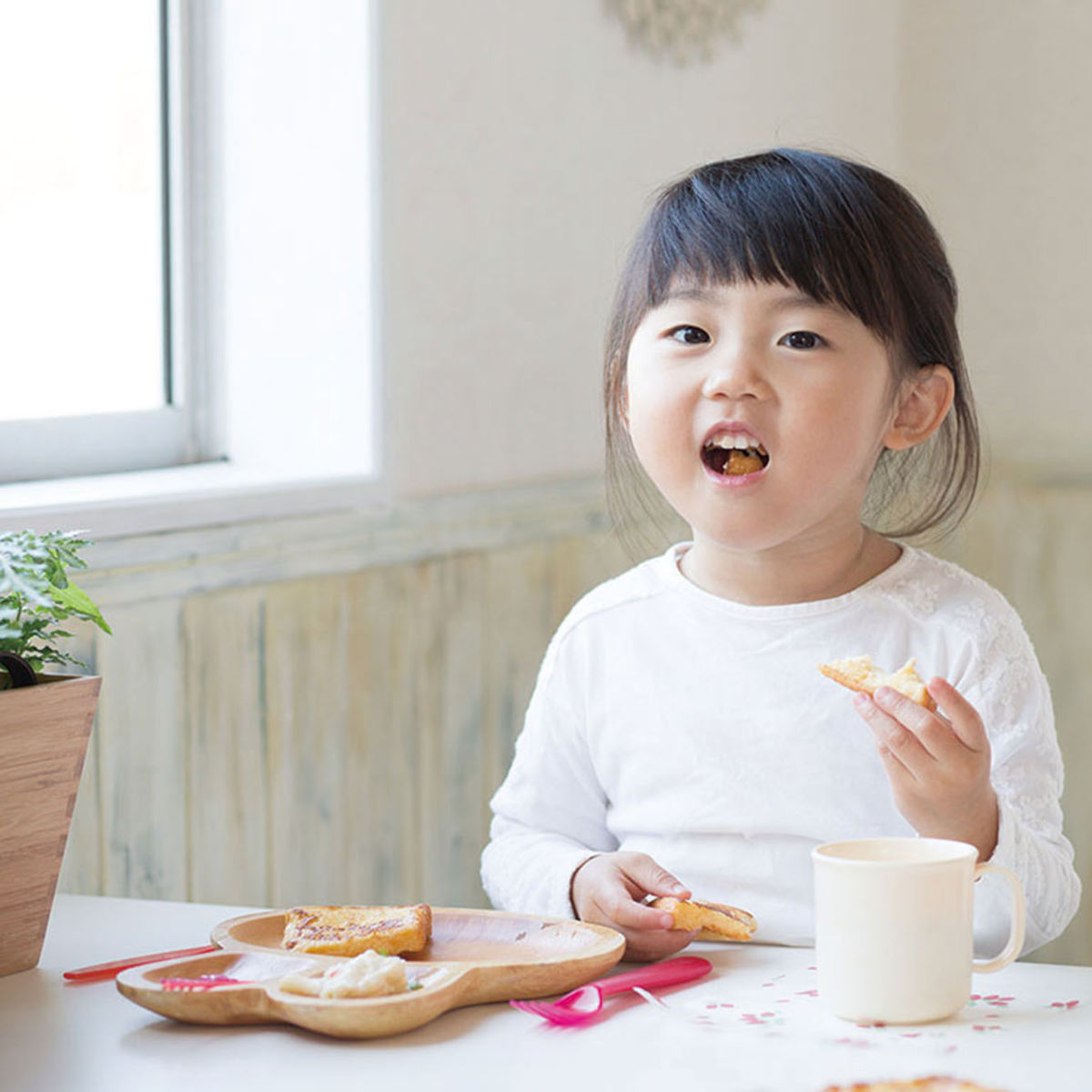 ランチプレート 22cm 子供用 うさぎ 木製 ブナ （ ランチ皿 仕切り皿