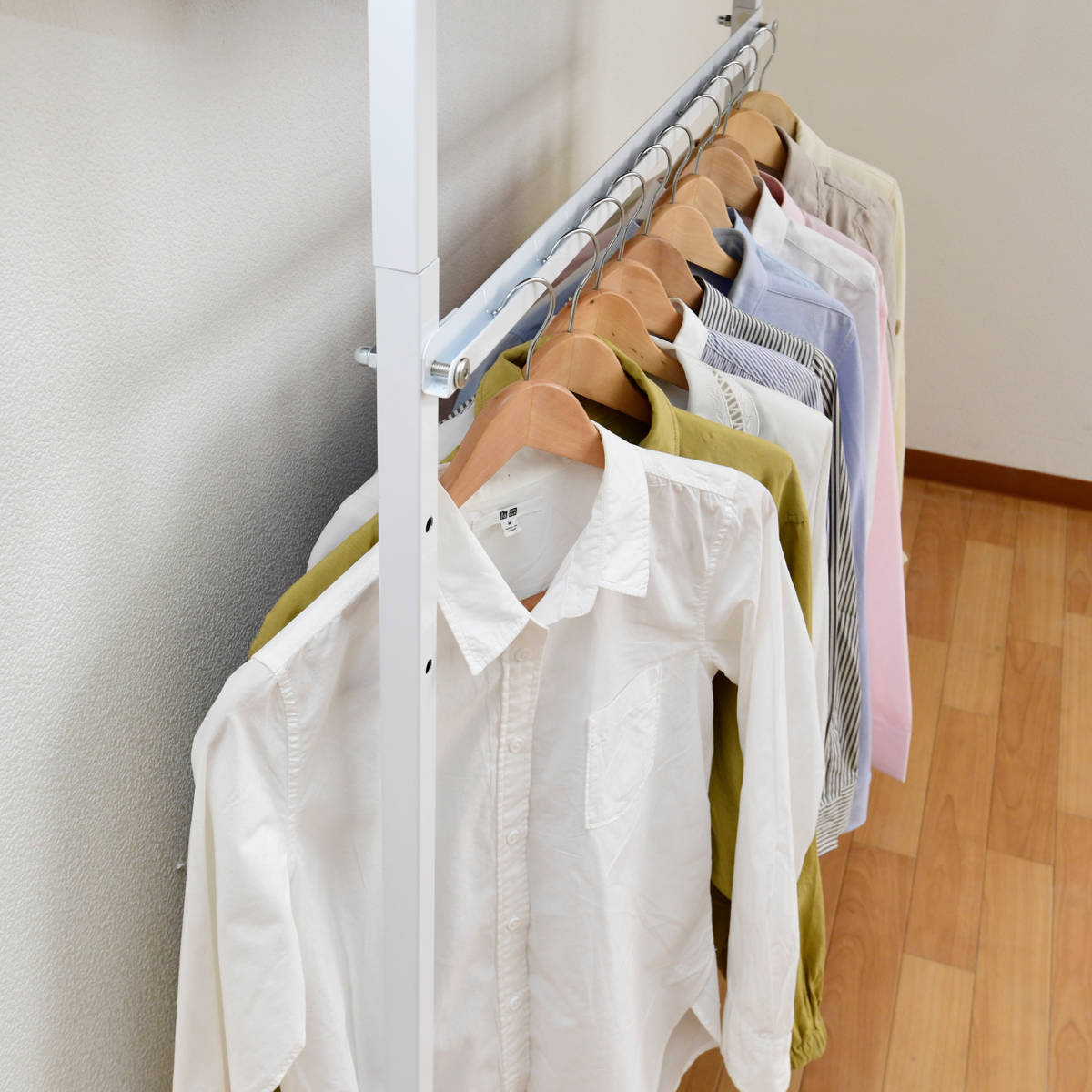 突っ張りラック ツッパリナナメ掛けハンガーラック ワイド 幅97.5cm