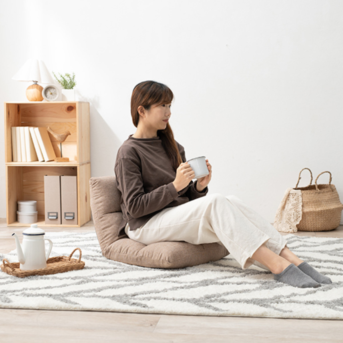 HAGiHARA（萩原） 座椅子 幅43cm リクライニング 14段階 （ コンパクト