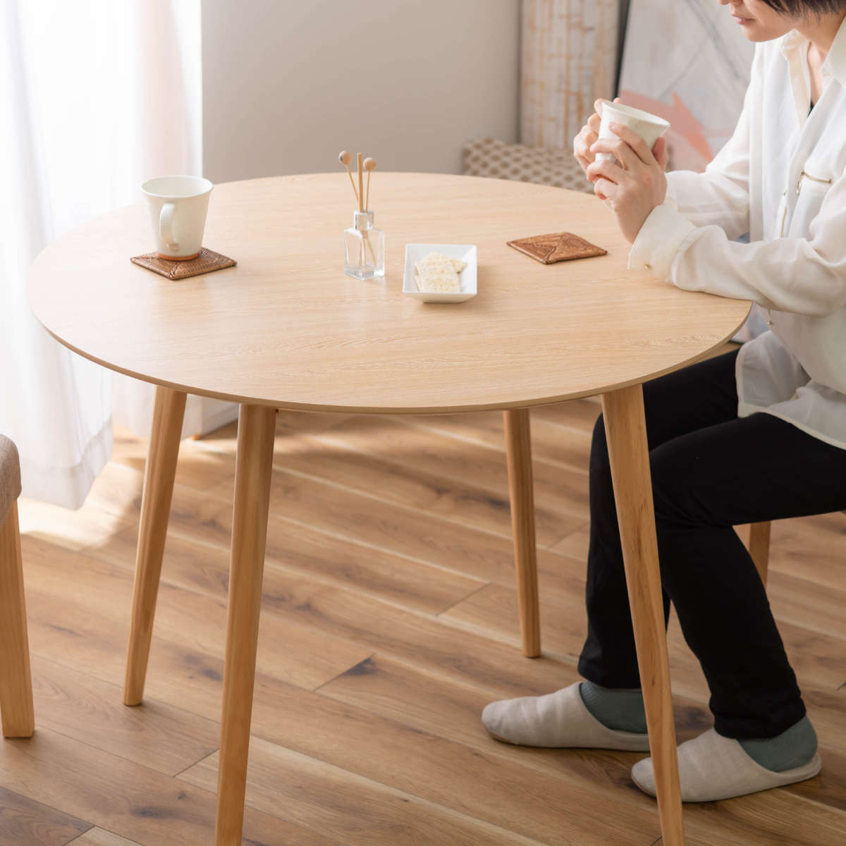 東谷 ダイニングテーブル 幅90cm 円型 木目調 （ カフェテーブル