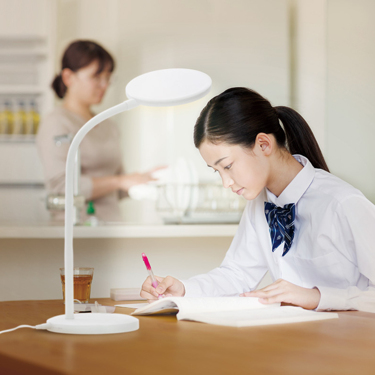 デスクライト リビガク LED 調光 リビング学習 目に優しい 卓上照明 
