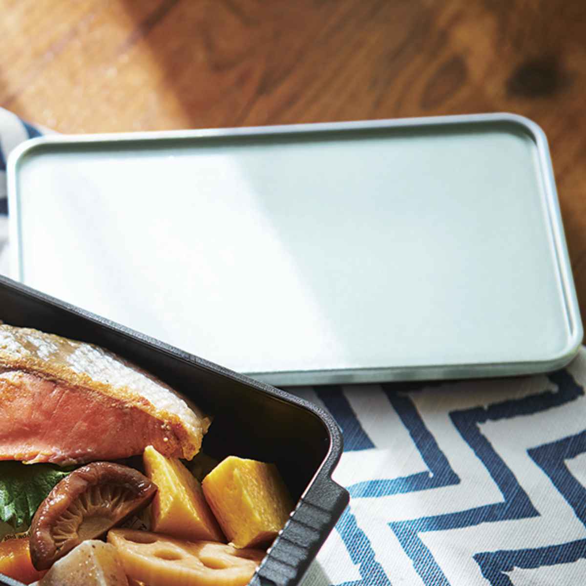 天馬 コレトランチボックス専用フタ アルミ風 （ KORETO 専用 対応 食洗機対応 蓋 ふた フタ 角型 シルバー ） : リビングート ...
