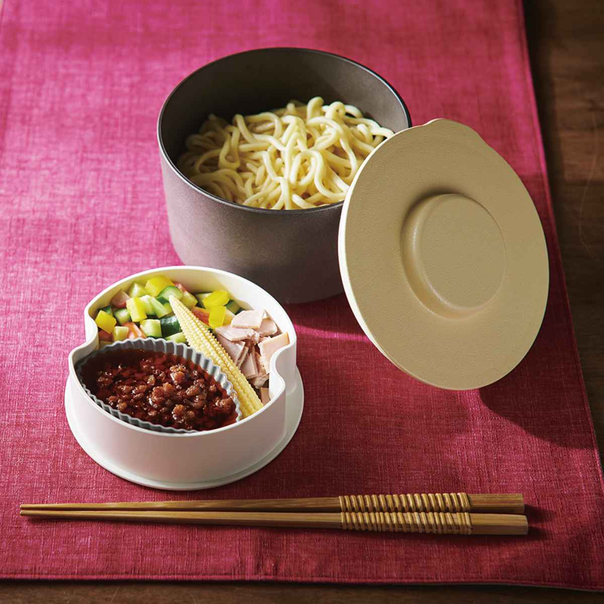天馬 弁当箱 コレト ランチポット 本 体深 陶器風 中容器付き