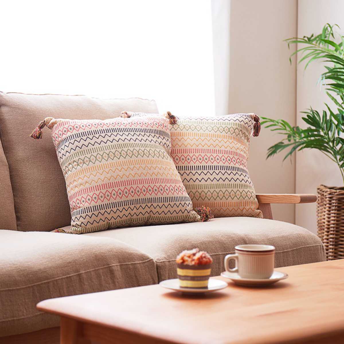 HAGiHARA（萩原） クッション インド綿背当てクッション ハシーナ 45