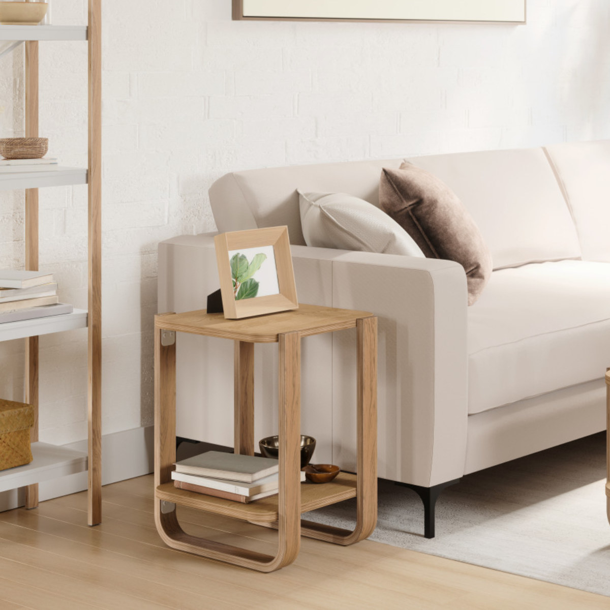 Umbra（アンブラ） ベルウッド サイドテーブル 棚付 （ アンブラ