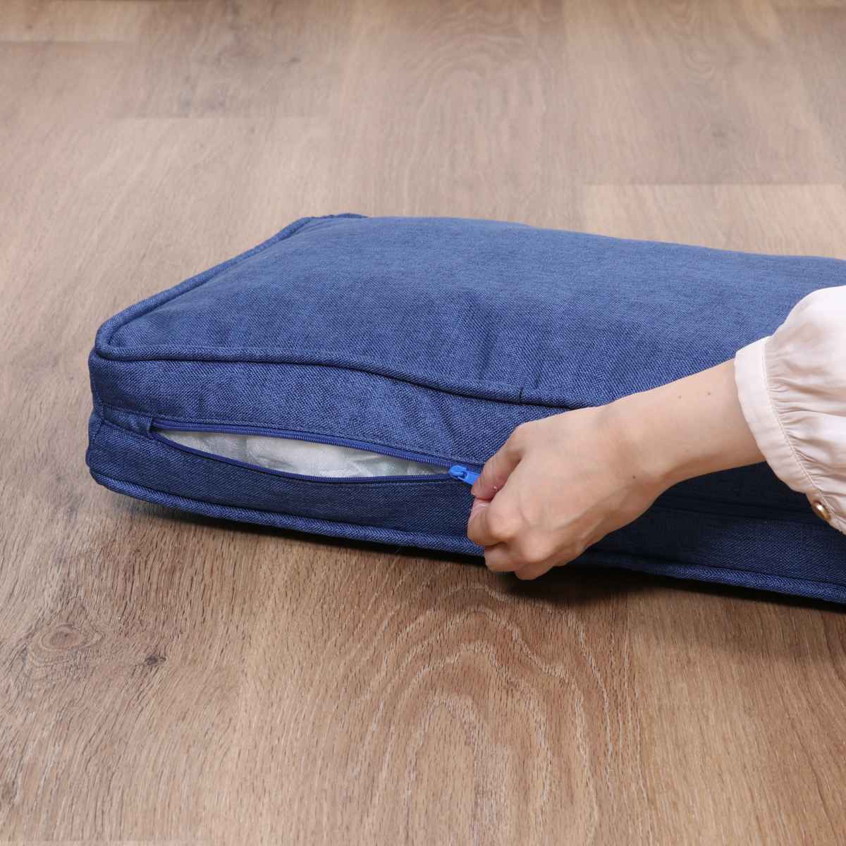 ペットソファ 幅74cm チェスターフィールド風 （ ペットベッド 犬 猫 ペット家具 ペット用 ベッド ソファー ）の画像