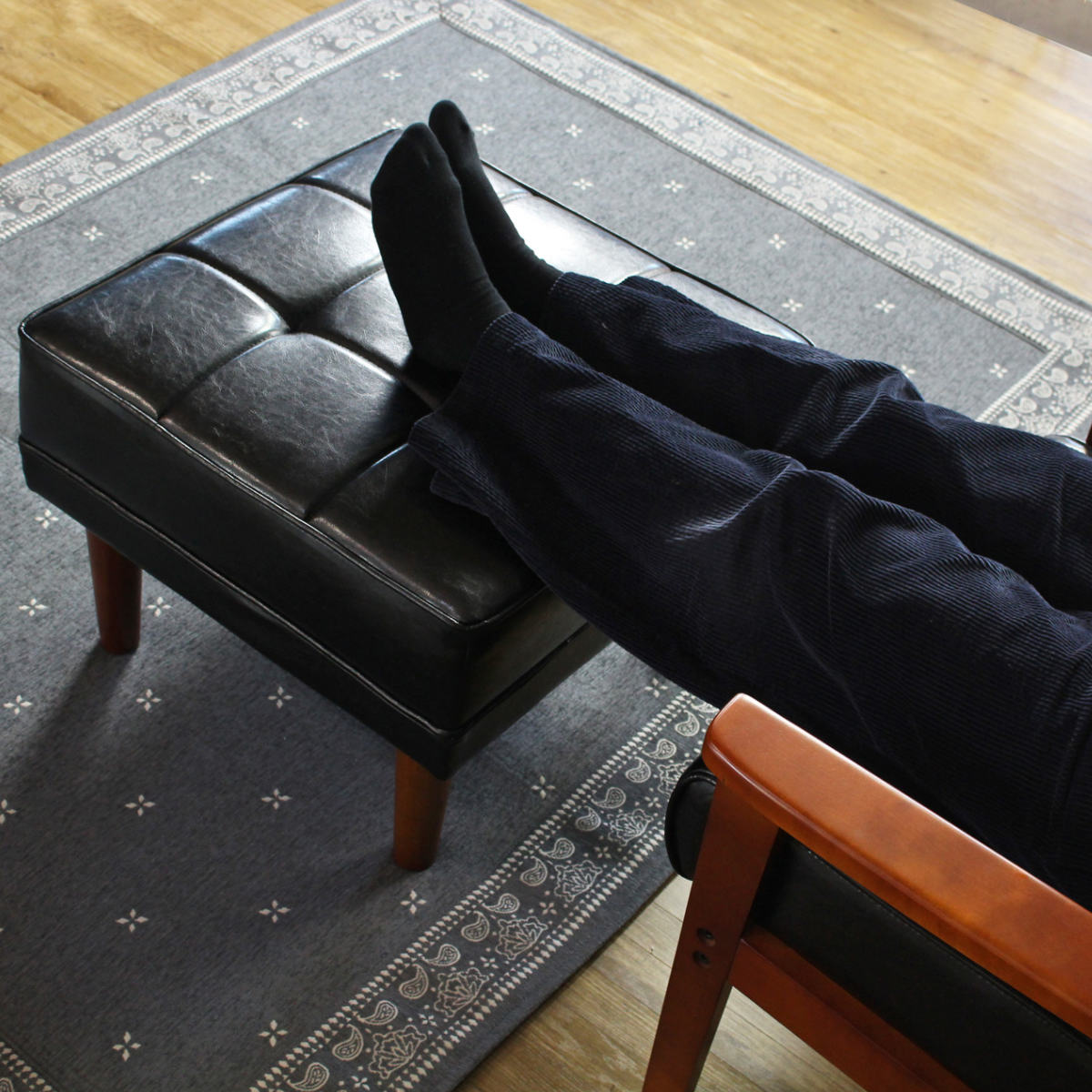 岩附 オットマン 高さ40cm レザー調 木製 （ チェア スツール 1人掛け