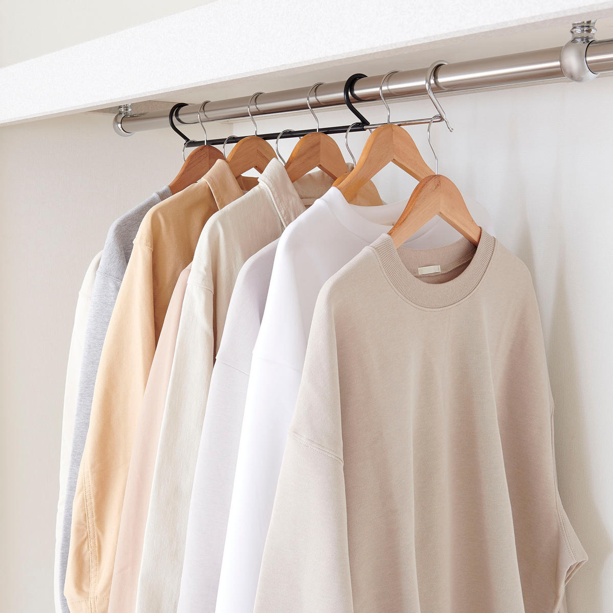 クローゼット・洋服かけ 2個セット 値下げしました。 ハンガー ダブル収納ハンガー 伸縮 1本入り クローゼット （ 衣類 収納