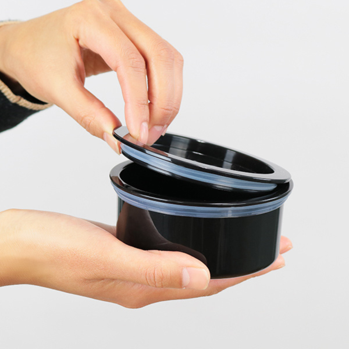 スケーター 弁当箱 保温 丼 抗菌 550ml 真空ステンレス 保温弁当箱