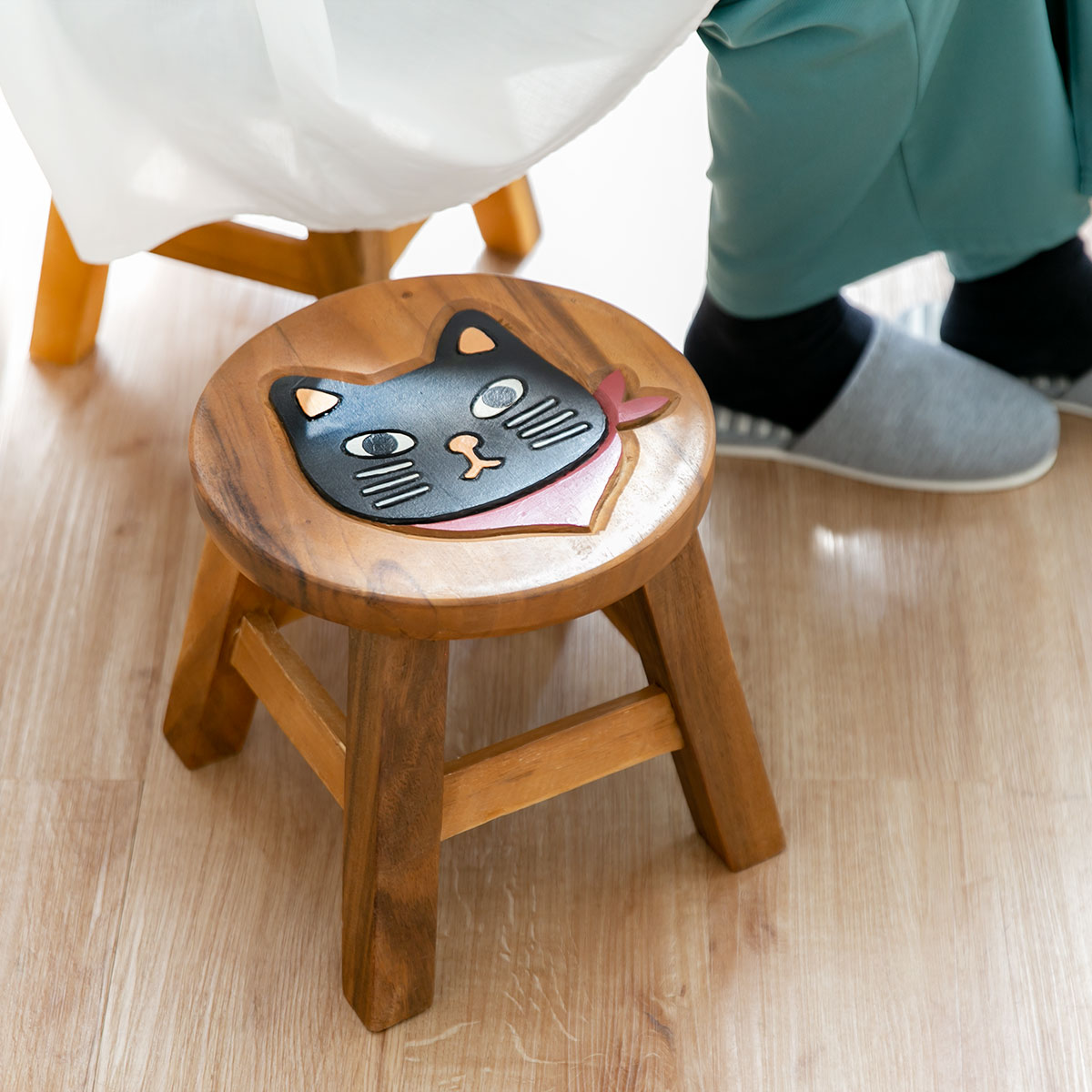 スツール スカーフねこ 木製 天然木 丸椅子 （ 丸 ウッドスツール