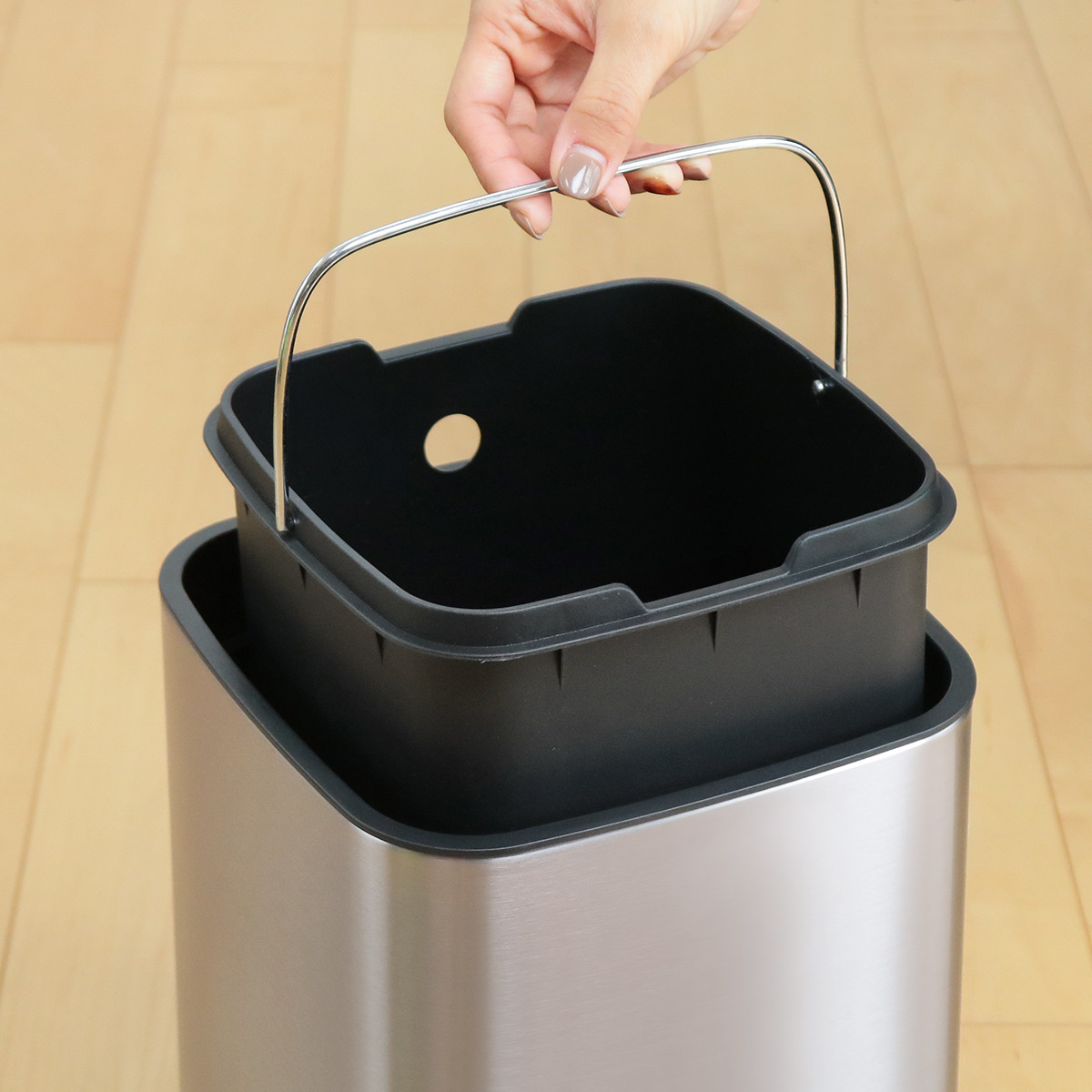 EKO ゴミ箱 6L エコスマートX センサービン （ イーケーオー ごみ箱 6リットル センサー式 自動開閉 ステンレス 小さい 充電式 ふた付き 分別 ） | EKO | 06