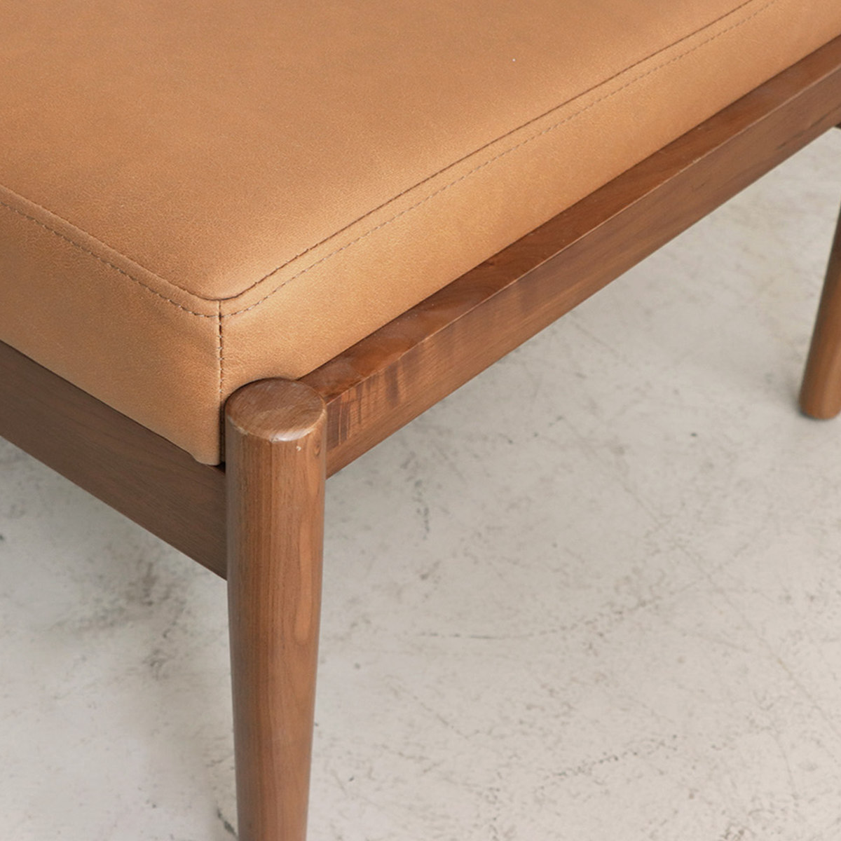 東馬（Tohma） オットマン 幅70cm アモール レザー調 木製 （ チェア