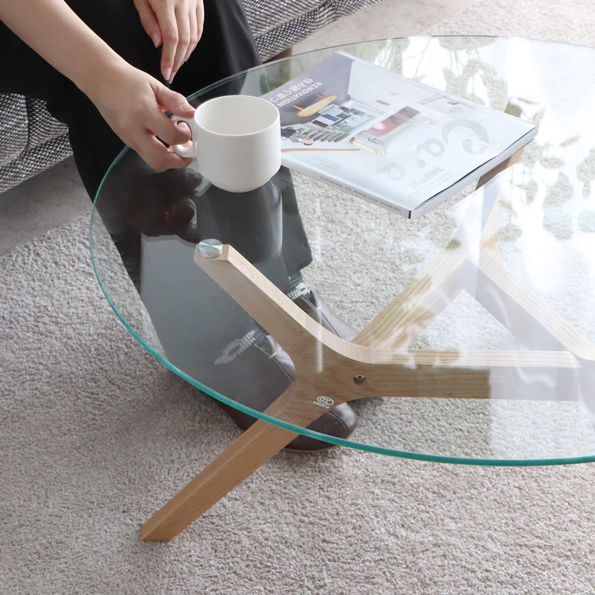 東馬（Tohma） ローテーブル 円形 直径80cm アモール ガラス天板