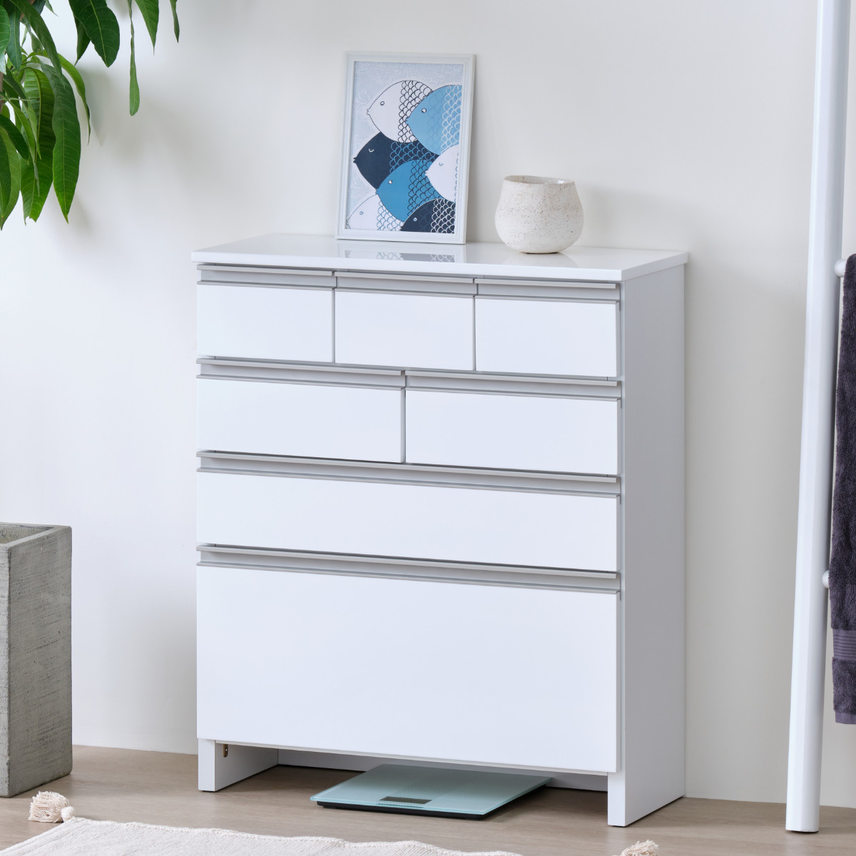 一生紀　イッセイキ　エナメル調4段チェスト　50×46×80 一生紀（ISSEIKI） チェスト 4段 スタイリッシュ エナメル光沢仕上げ