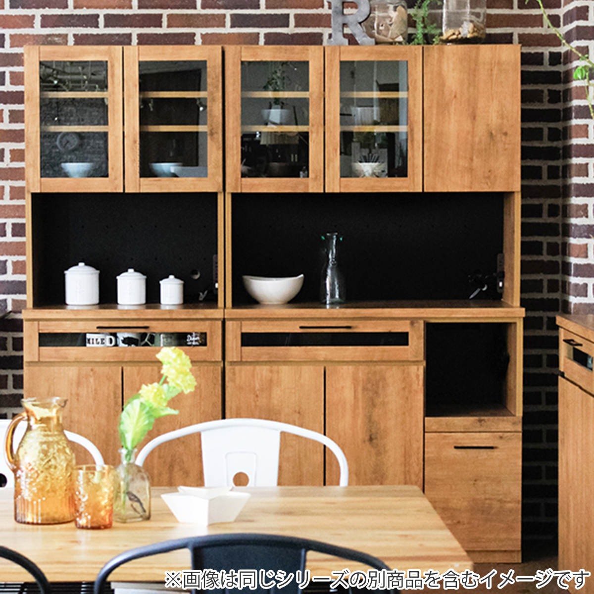 【超美品‼️】定価99,000円♪ 東馬 105cm幅キッチンボード 食器棚 収納家具 アルダー無垢材 ダークブラウン♪ 東馬（Tohma） 食器棚 キッチンボード 天然木 オイル仕上げ 約幅105cm