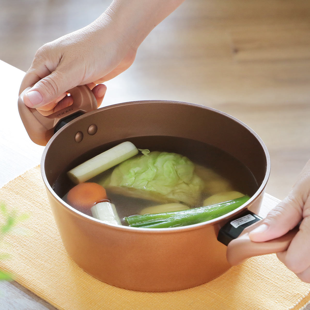 パール金属 両手鍋 24cm IH対応 VISIONS GOLD Coating シチューポット