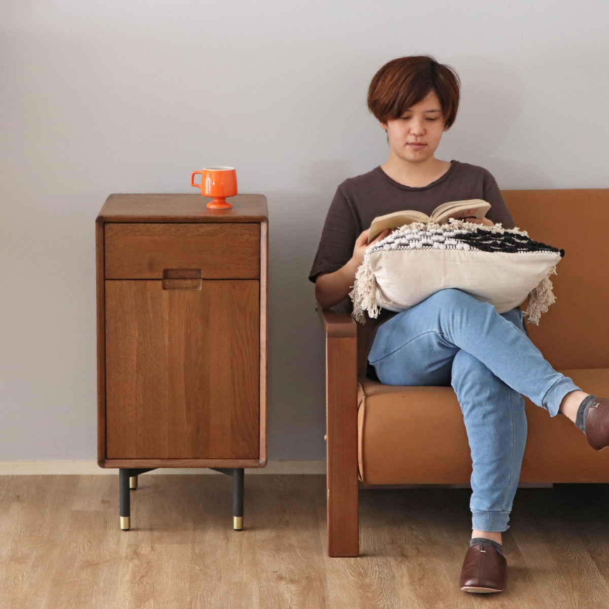 東馬（Tohma） ミニキャビネット 北欧ヴィンテージ調 RAGO 幅40cm