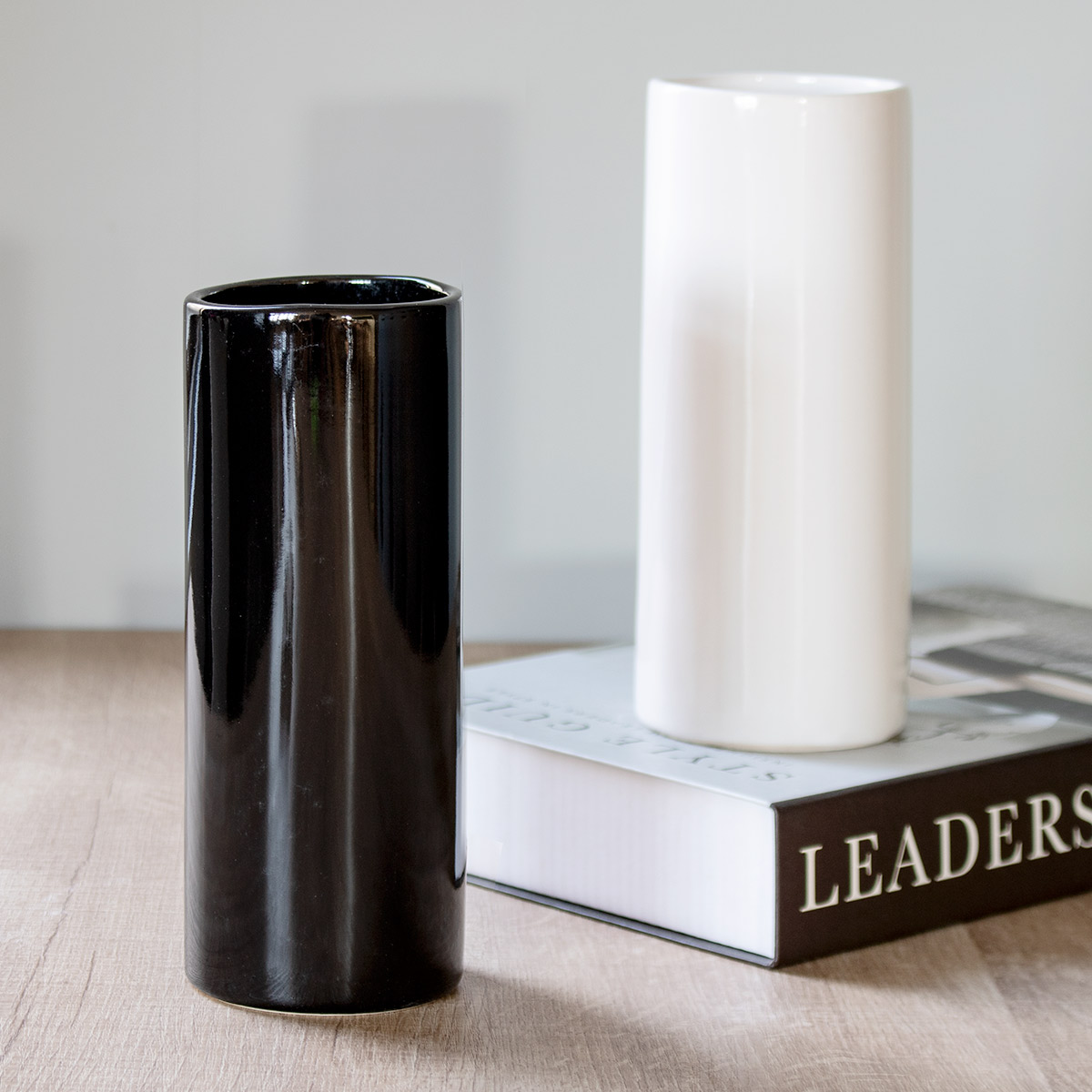 花瓶 モノトーンフラワーベース 陶器 直径7×高さ18cm （ フラワー