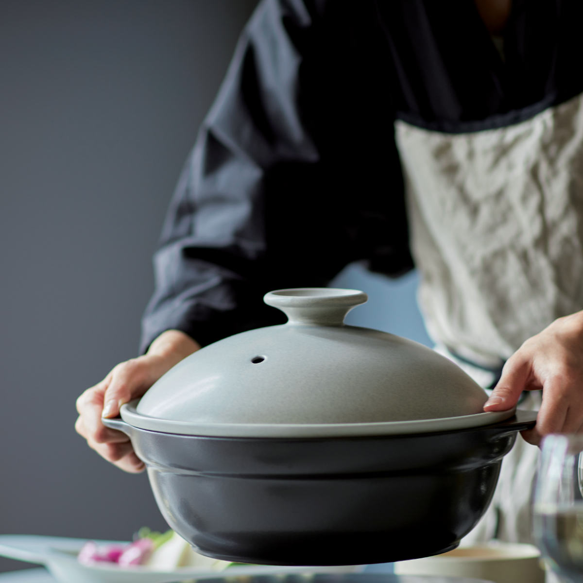 M.STYLE（エムスタイル） 土鍋 8号 IH対応 Karl 軽量土鍋 蒸し皿付き