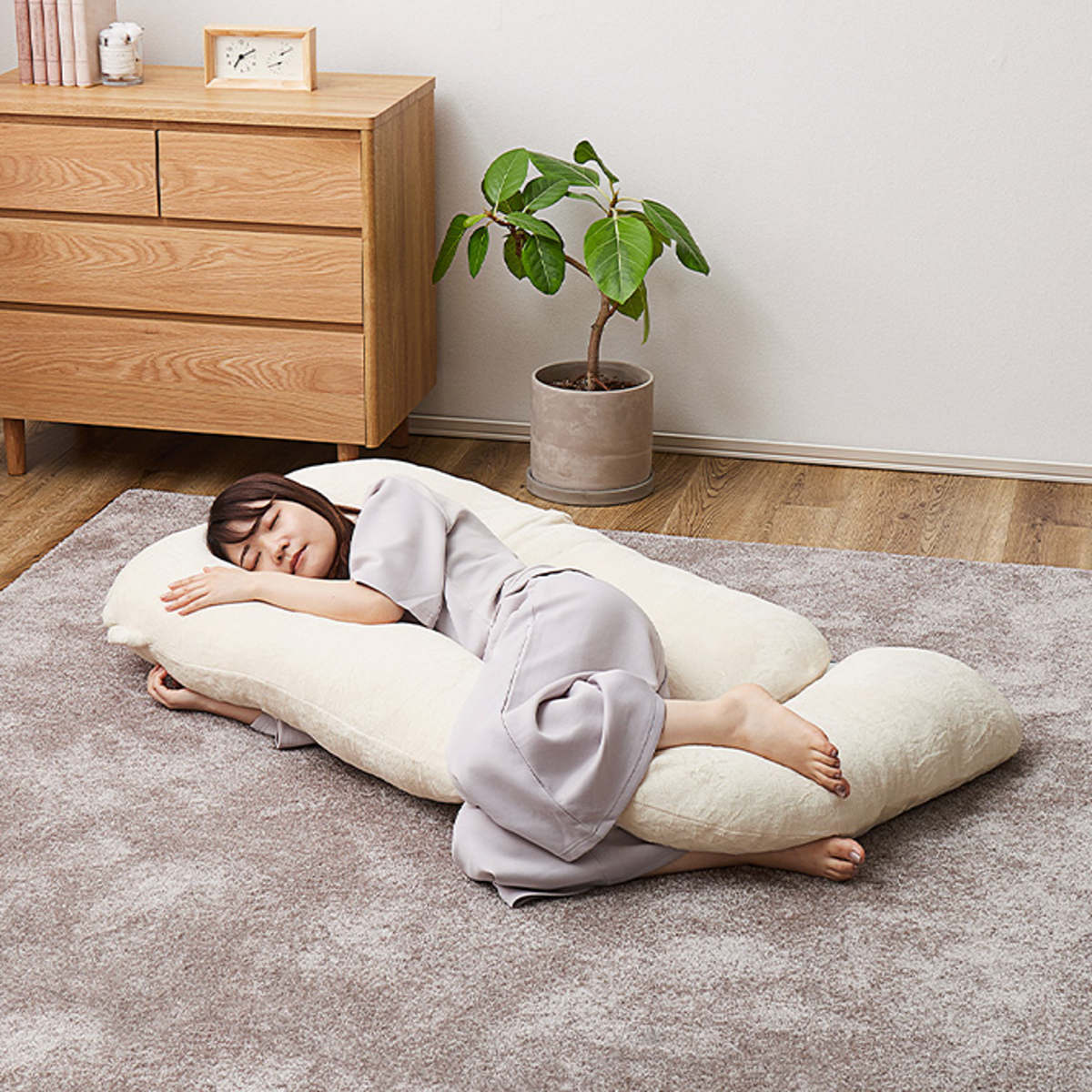 抱き枕 G型 メレンゲタッチ ポリエステル フランネル 洗える （ 抱き