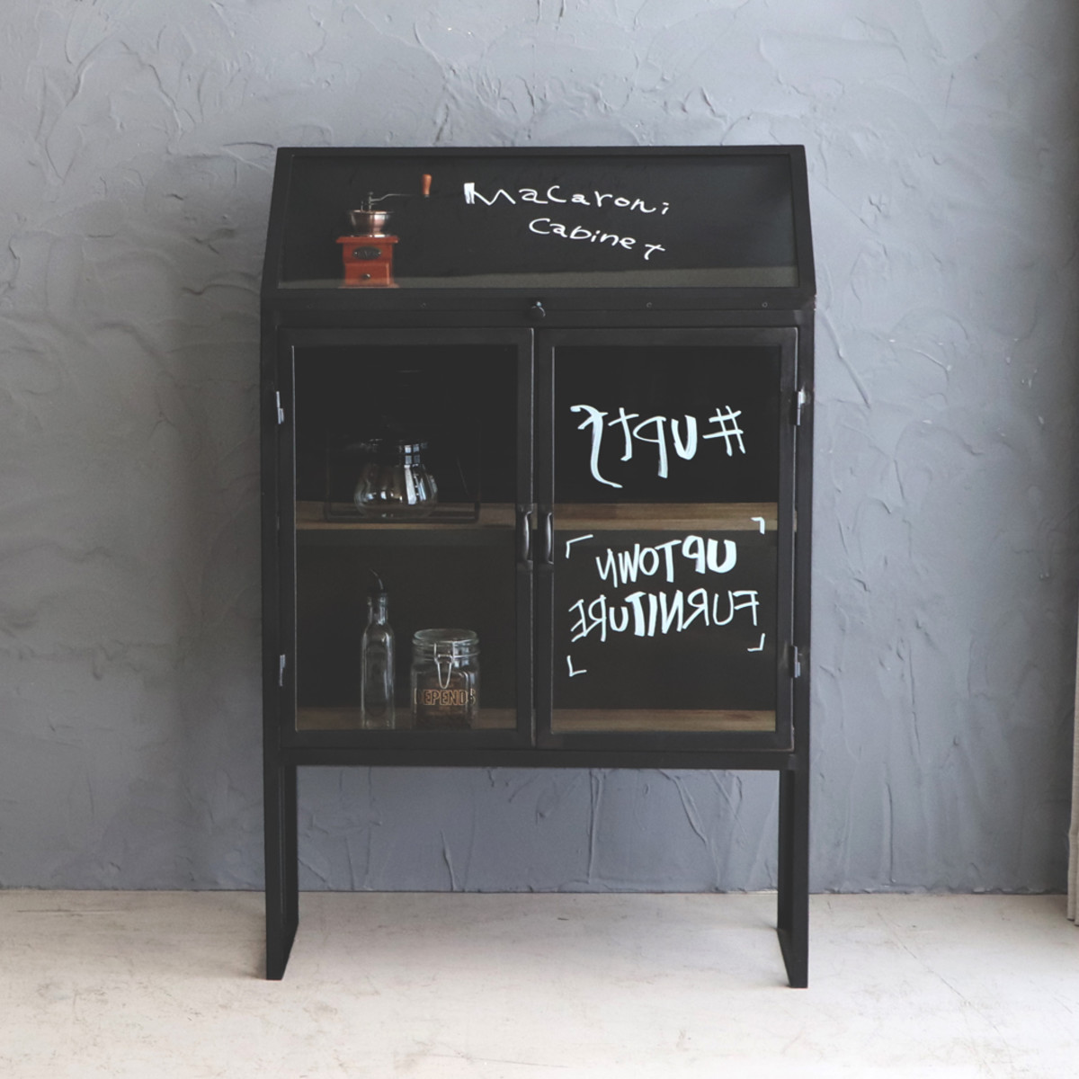 東馬（Tohma） ガラスキャビネット ディスプレイラック スチール