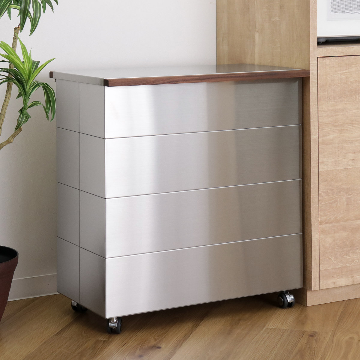 極上貝透置物 木箱付 95g/幅約10㎝ 東Y7-1219☆2Fトヒコカ 極上貝透