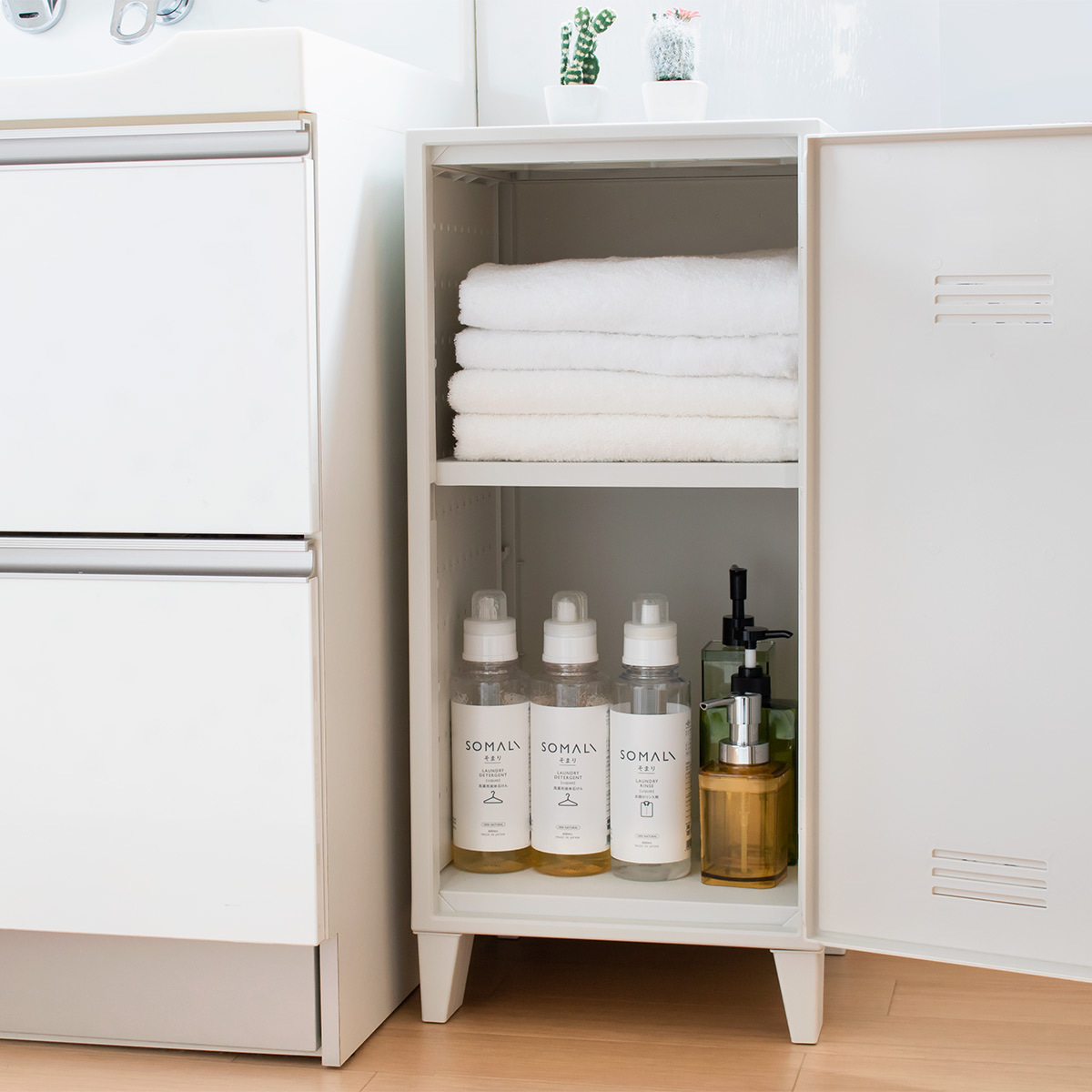 天馬 キャビネット VAZZO 幅35.5×奥行35.5×高さ76.5cm ペグ