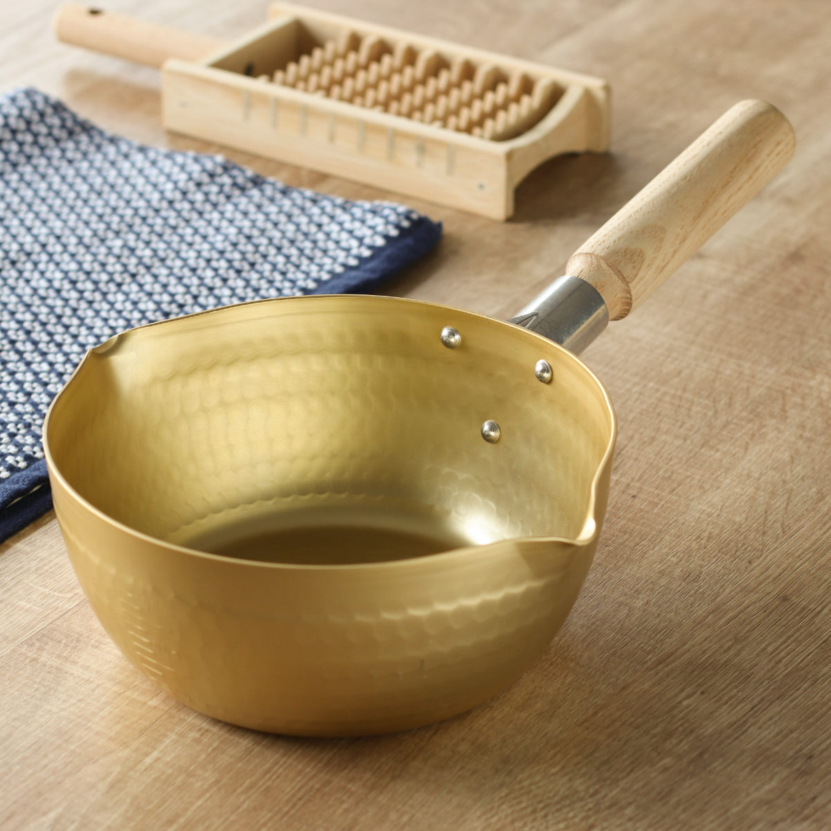 北陸アルミニウム 雪平鍋 18cm 小伝具 アルミ製 日本製 （ ガス火対応