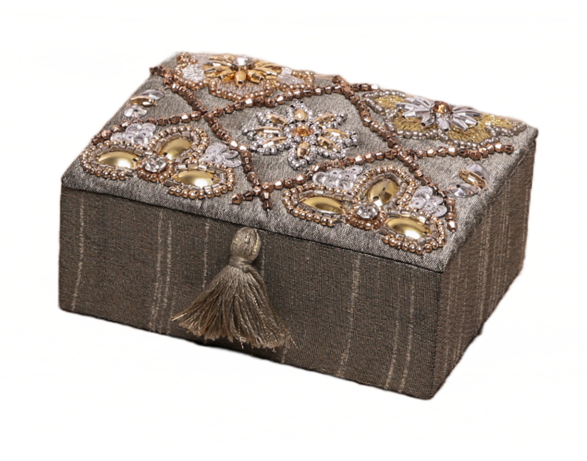 ジュエリーボックス ビーズ 刺繍 ケース （ ジュエリーケース