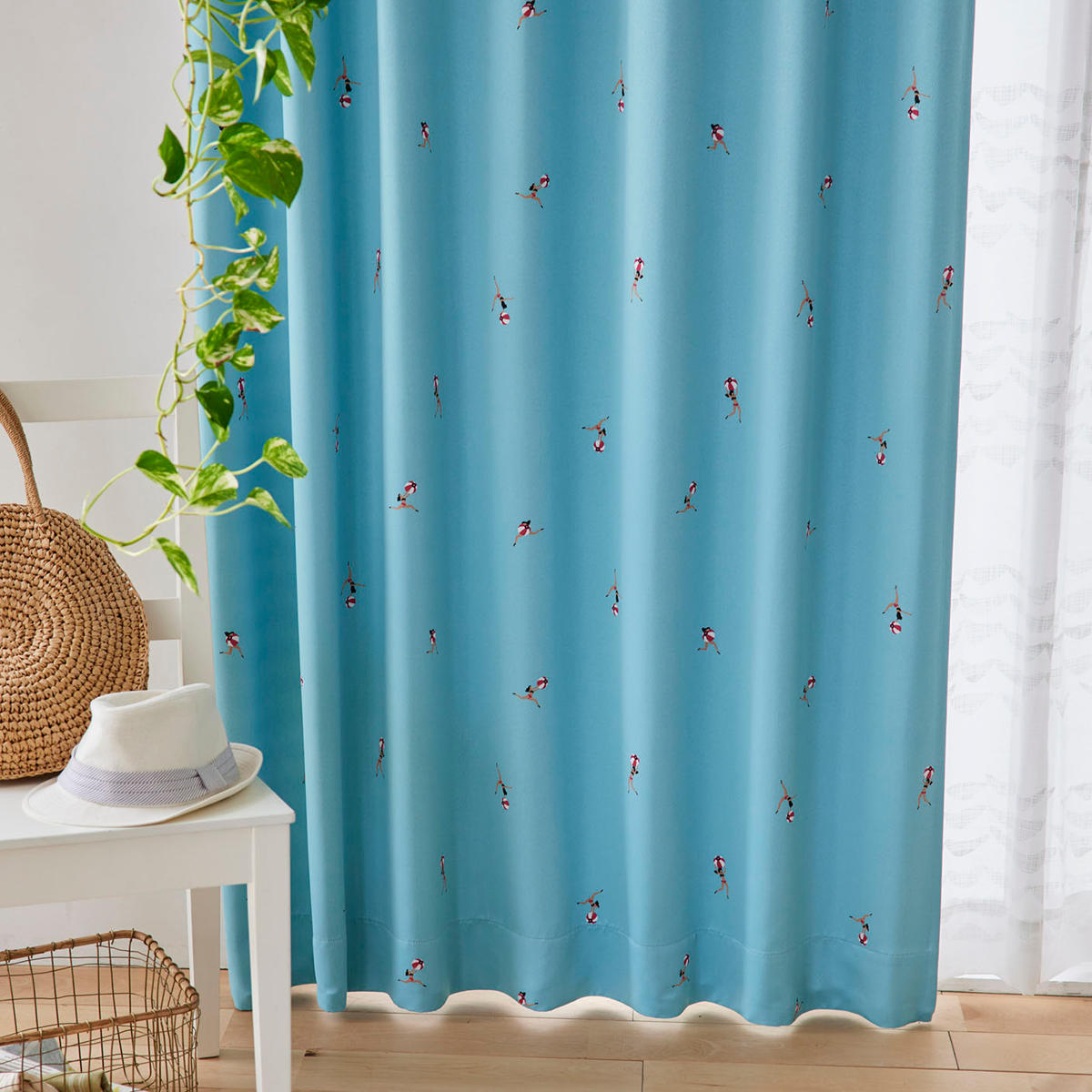 新品同様　スミノエ　ドレープカーテン スミノエ カーテン 遮光3級 チューリッペン 100×200cm 1枚入り