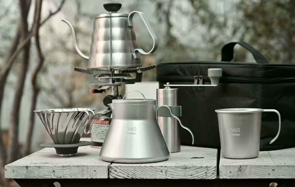 美品✨HARIO手挽きコーヒーミル　他4点セット HARIO（ハリオ） コーヒーミル・キューブ （ ハリオ コーヒー ミル 4杯