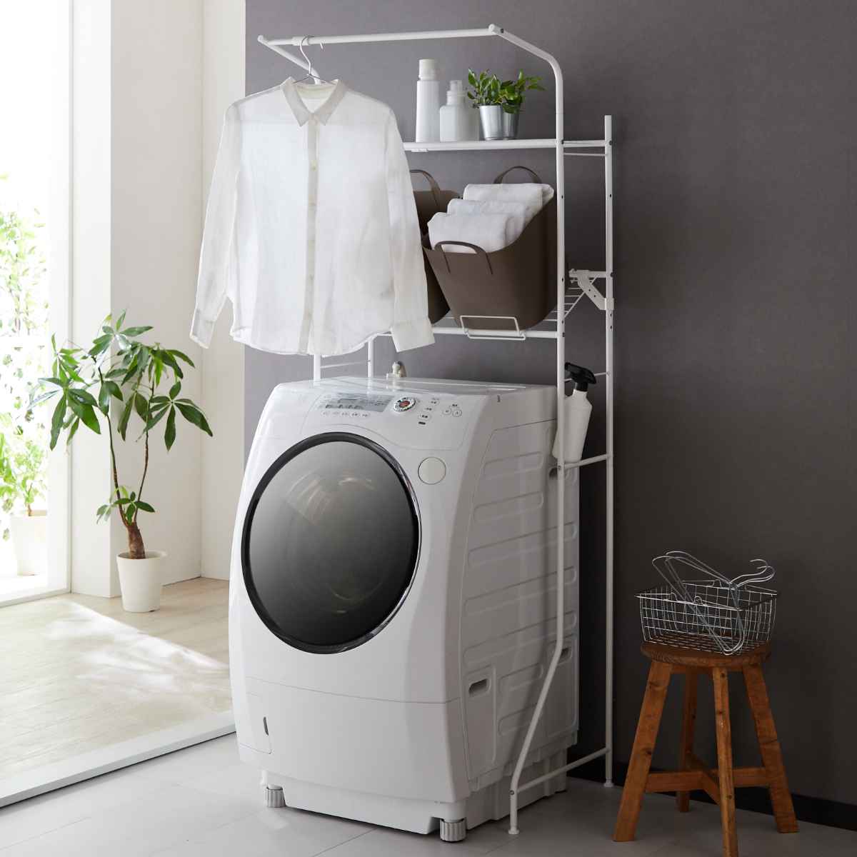 ランドリーラック バスケット台付き マットホワイト （ 洗濯機ラック