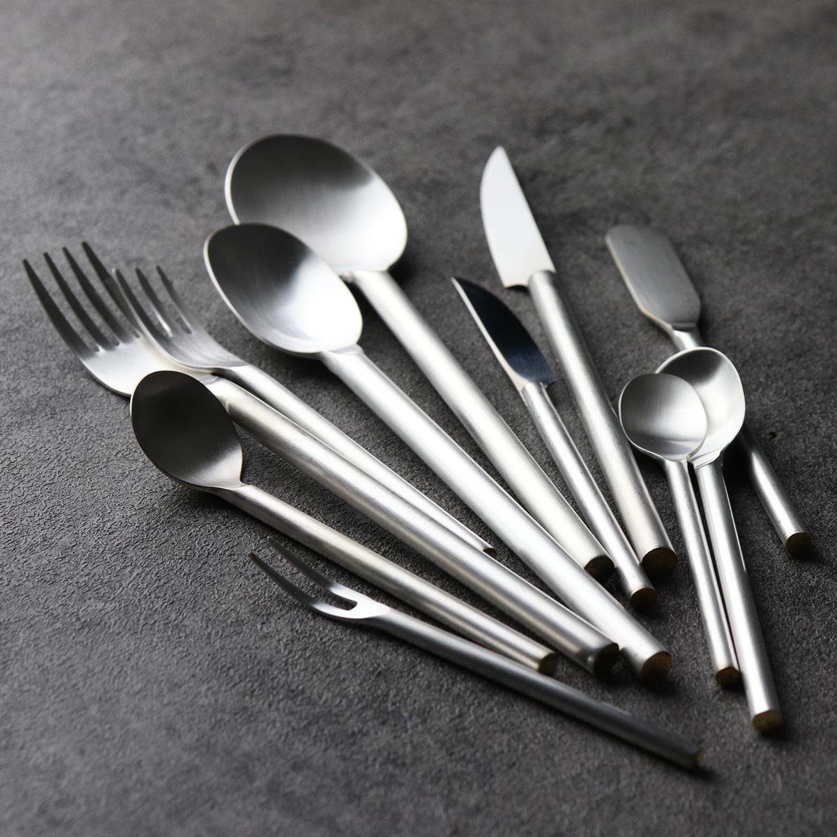 工房アイザワ 円 黄銅洋食器 バターナイフ 銀仕上 （ aizawa 日本製