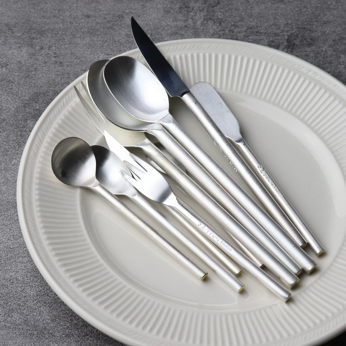 工房アイザワ 円 黄銅洋食器 バターナイフ 銀仕上 （ aizawa 日本製